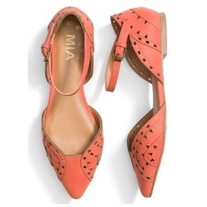Mia Nakema Laser-cut Flats, Size 7